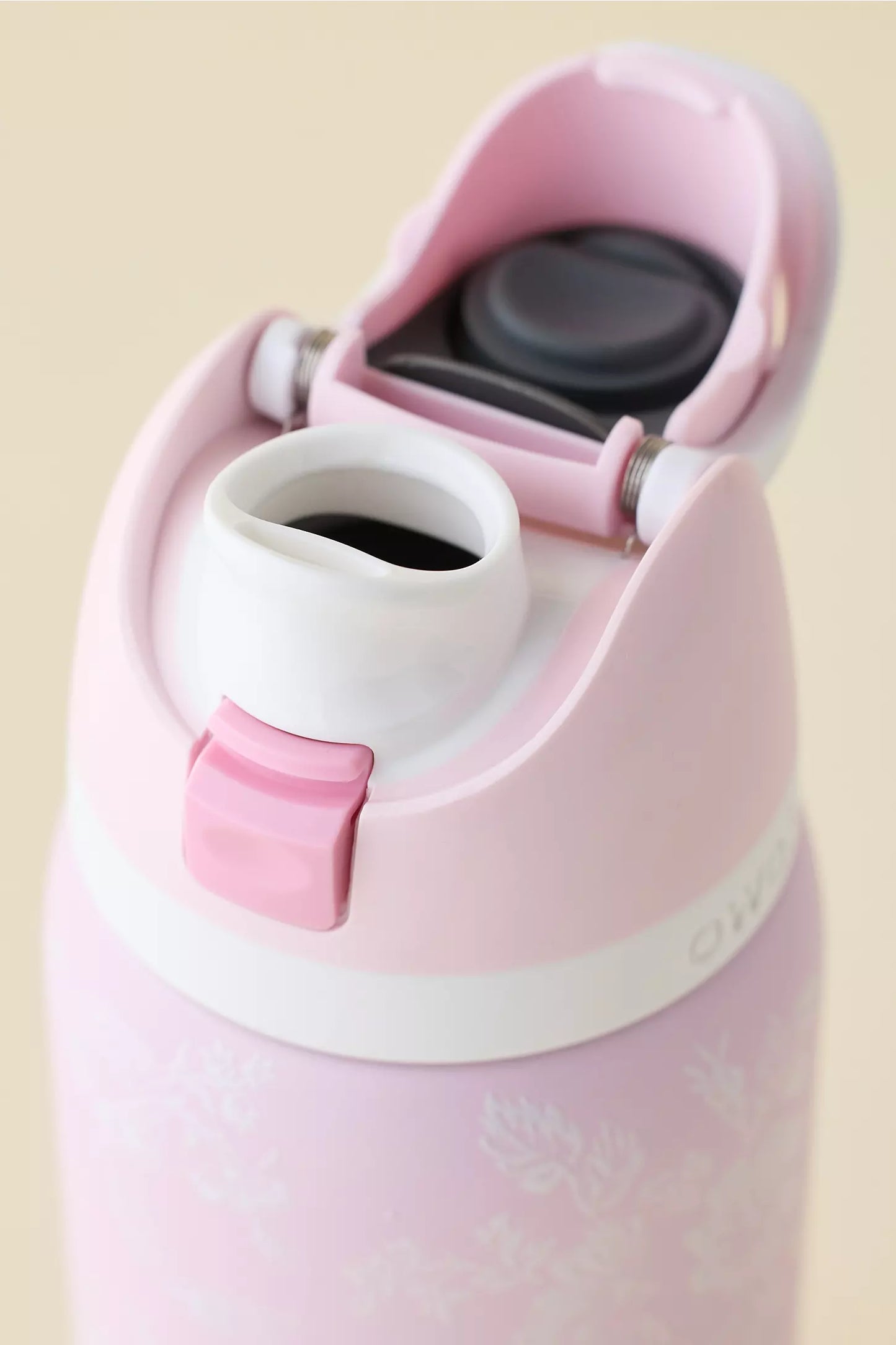 PRE ORDER-Owala UO Exclusive FreeSip 32 oz Ribbon