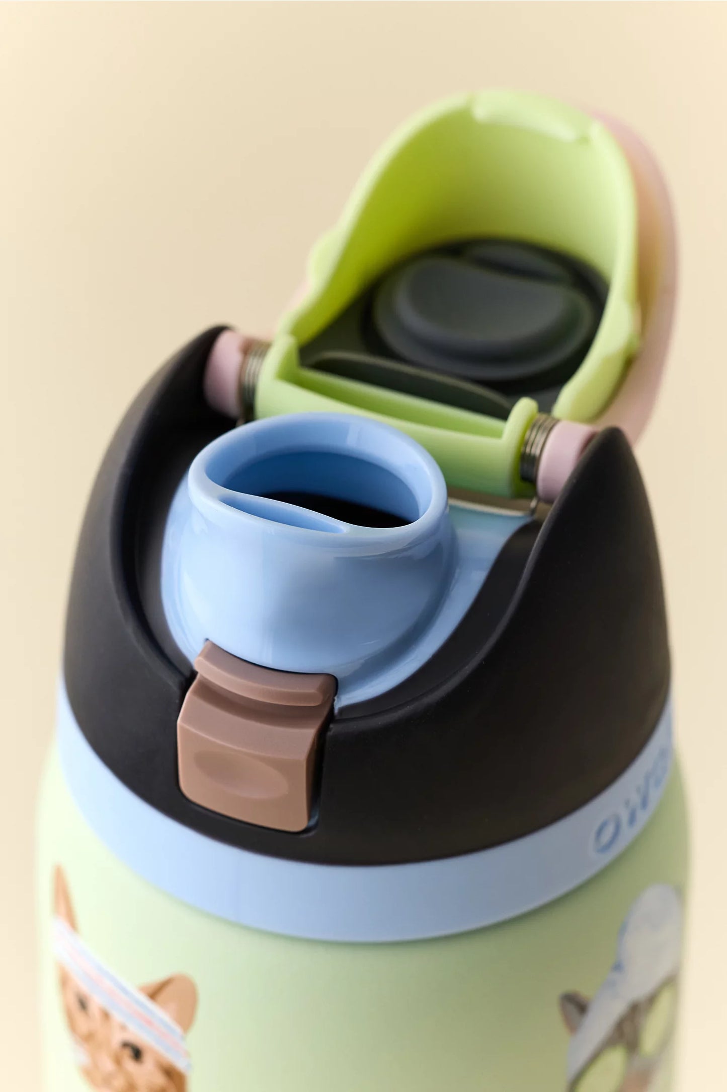 PRE ORDER-Owala Exclusive FreeSip 32 oz Water Bottle
