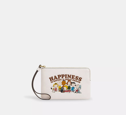 PRE ORDER-Corner Zip Wristlet